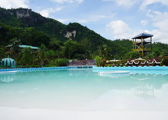 Hidden Valley Mountain And Wavepool 3*