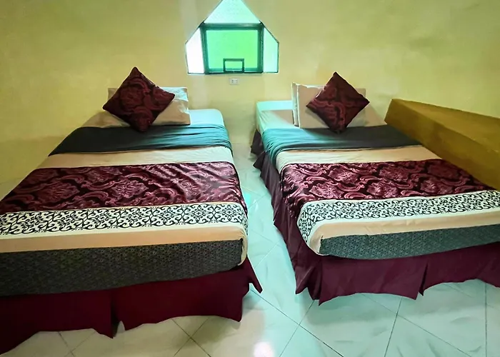 Resort Hidden Valley Mountain And Wavepool Pinamungahan
