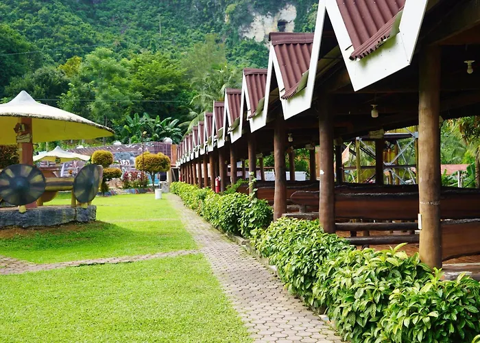 Resort Hidden Valley Mountain And Wavepool 3*