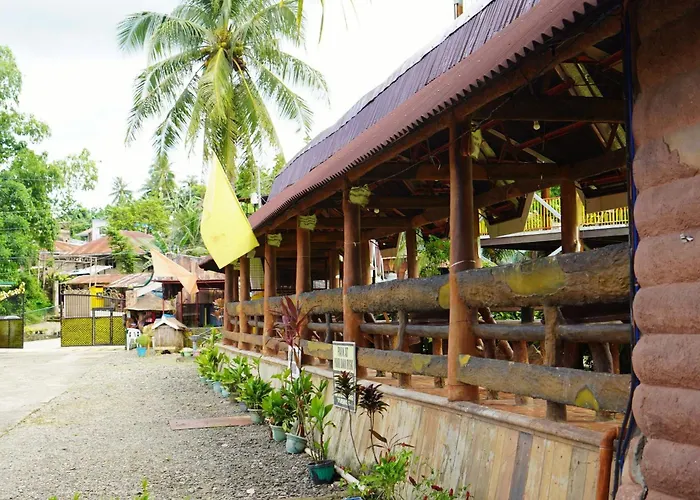 Hidden Valley Mountain And Wavepool Pinamungahan