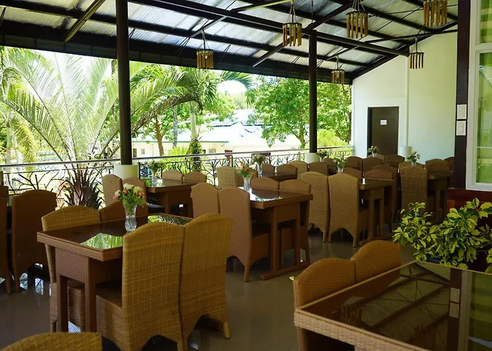 Resort Hidden Valley Mountain And Wavepool Pinamungahan