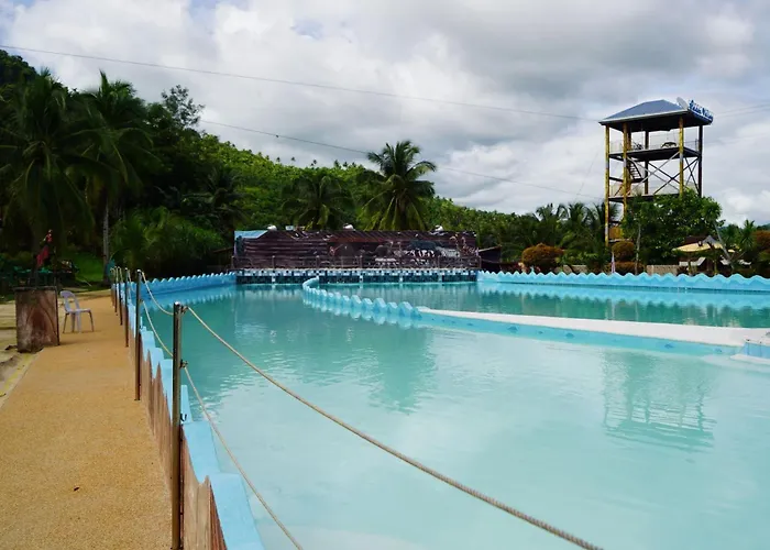 Hidden Valley Mountain And Wavepool Resort 3*